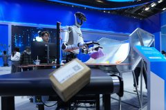 跟着人形机械人量产规模的